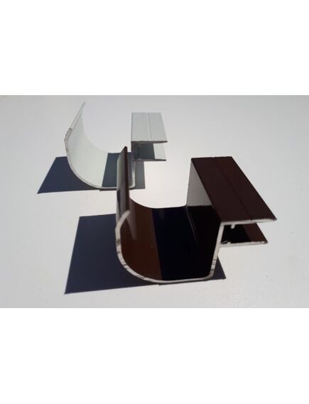 Водосточный желоб алюминиевый для листов поликарбоната 6 мм, окрашенный (4.20м)