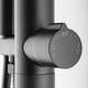 Черный смеситель с душем для ванны - Yoka, изображение 6